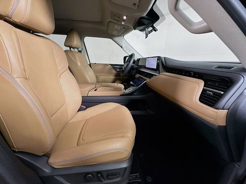 Used 2025 INFINITI QX80 Luxe image 36