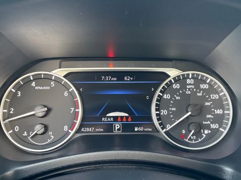 Certified 2024 Nissan Sentra SV image 15