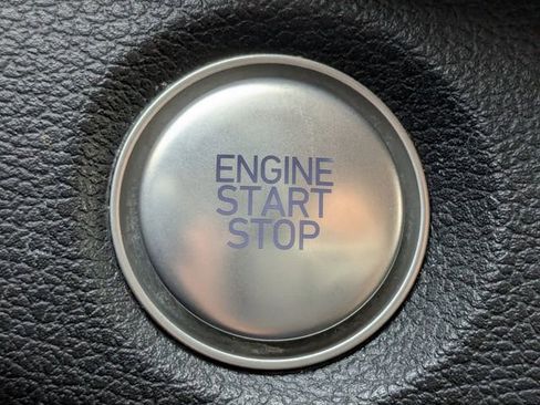 Used 2020 Hyundai Santa Fe SEL image 36