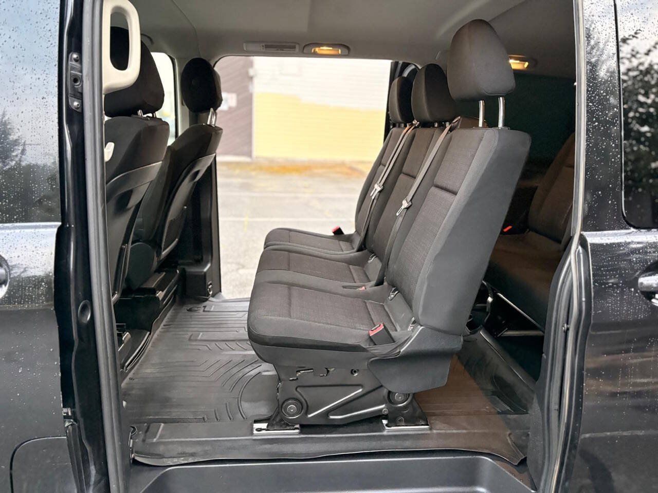 Used 2018 Mercedes-Benz Metris Passenger image 7