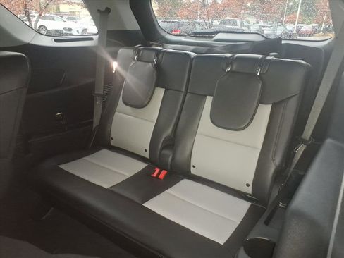 Certified 2023 Ford Explorer XLT w/ Equipment Group 202A image 10