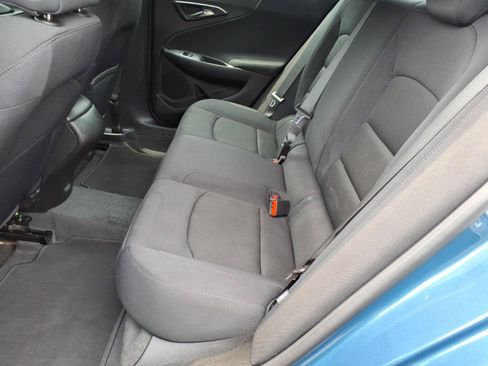 Used 2025 Chevrolet Malibu RS FWD image 10