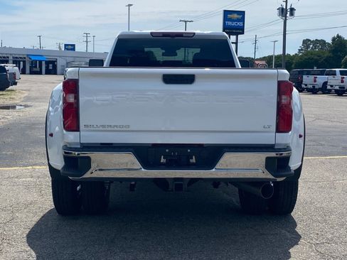 New 2026 Chevrolet Silverado 3500 LT w/ Safety Package AWD/4WD image 4