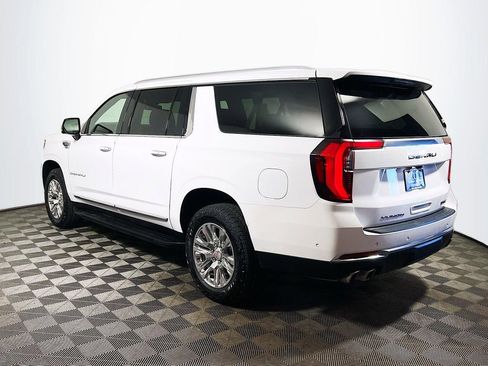 Used 2025 GMC Yukon XL Denali image 5