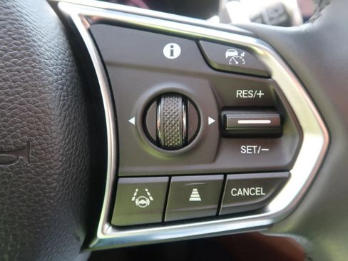 Used 2024 Acura MDX w/ Advance Package AWD/4WD image 42