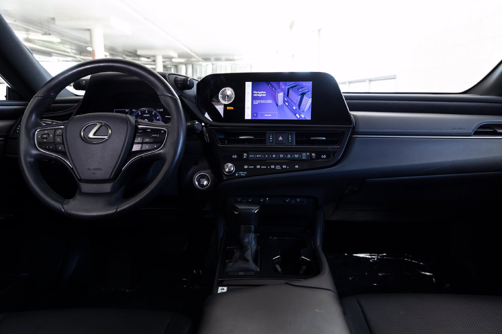 Used 2024 Lexus ES 350 w/ Premium Package FWD image 11