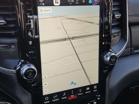 Used 2022 RAM 1500 Laramie w/ Sport Appearance Package image 9