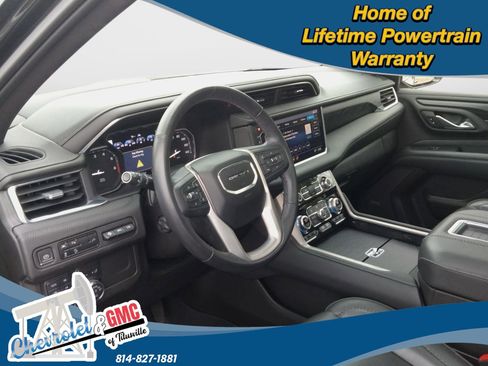 Used 2021 GMC Yukon Denali image 3