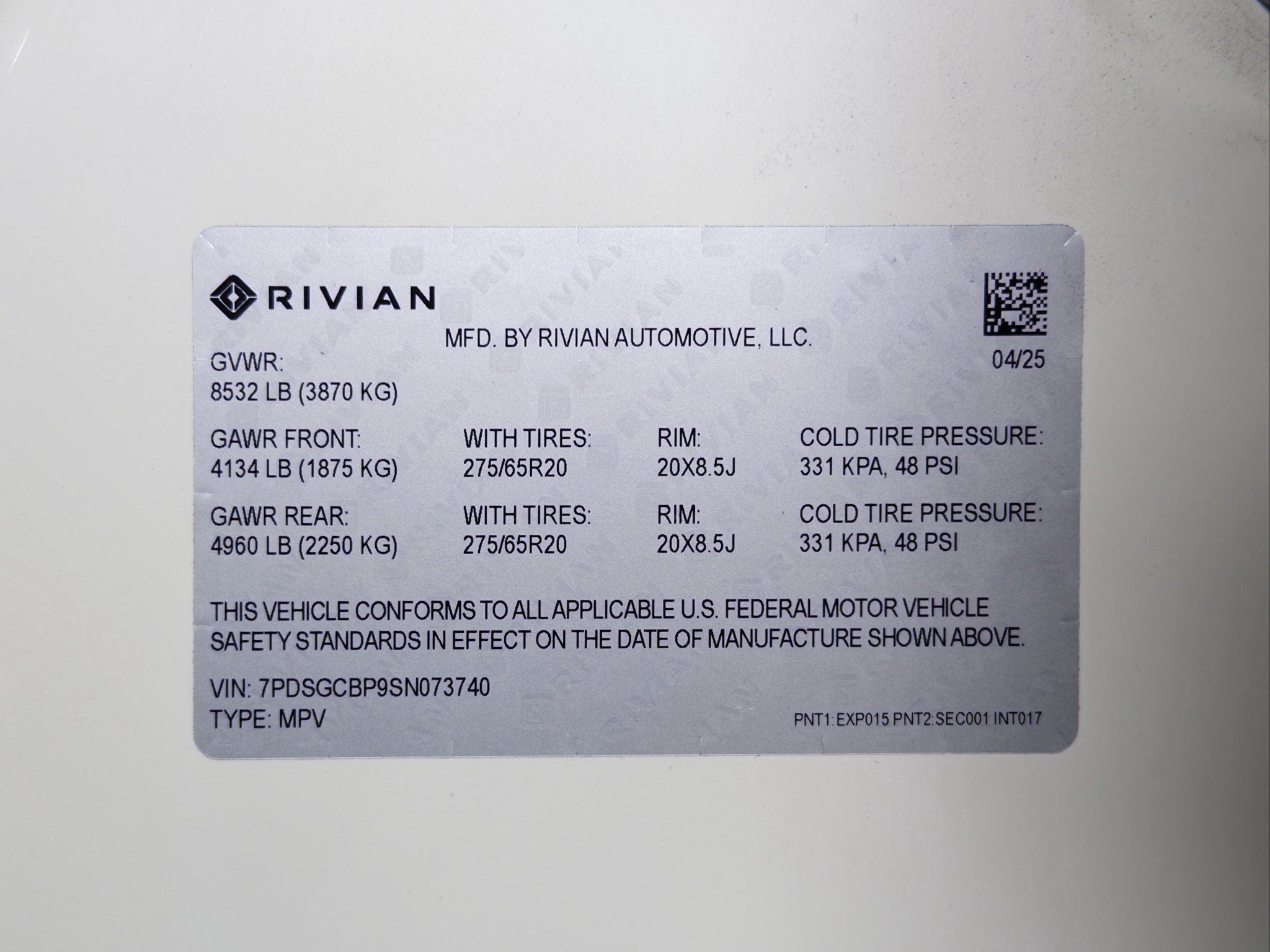 Used 2025 Rivian R1S Premium Dual AWD/4WD image 28