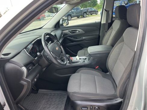 Used 2021 Chevrolet Traverse LT FWD image 12