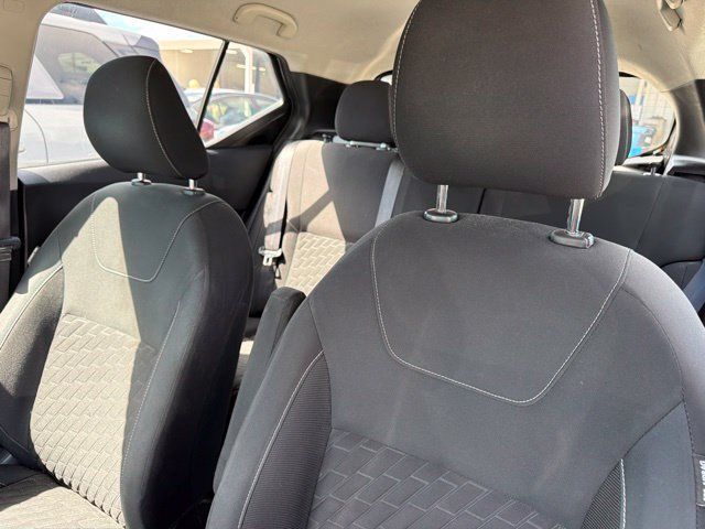 Used 2021 Nissan Kicks S FWD image 7