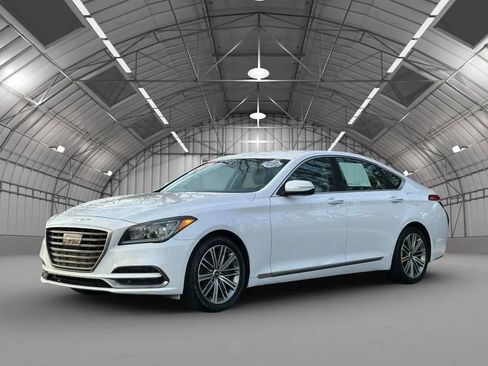 Used 2019 Genesis G80 3.8 RWD image 3