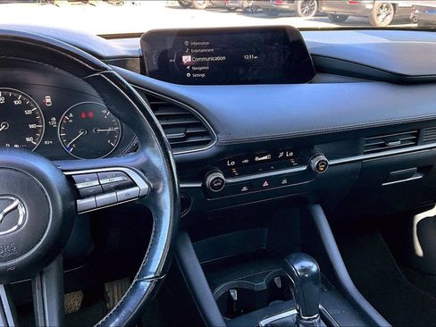 Used 2023 MAZDA MAZDA3 s image 5