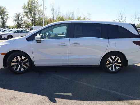 New 2026 Honda Odyssey EX-L image 8