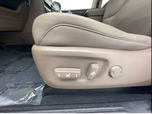 Used 2022 Lexus GX 460 Premium w/ Premium Plus Package AWD/4WD image 21