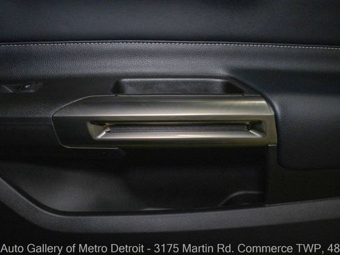 Used 2020 Ford Mustang Shelby GT500 w/ Carbon Fiber Track Pack RWD image 37