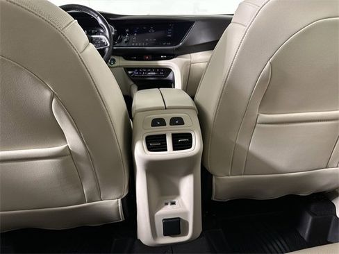 Used 2023 Buick Envision Avenir image 22