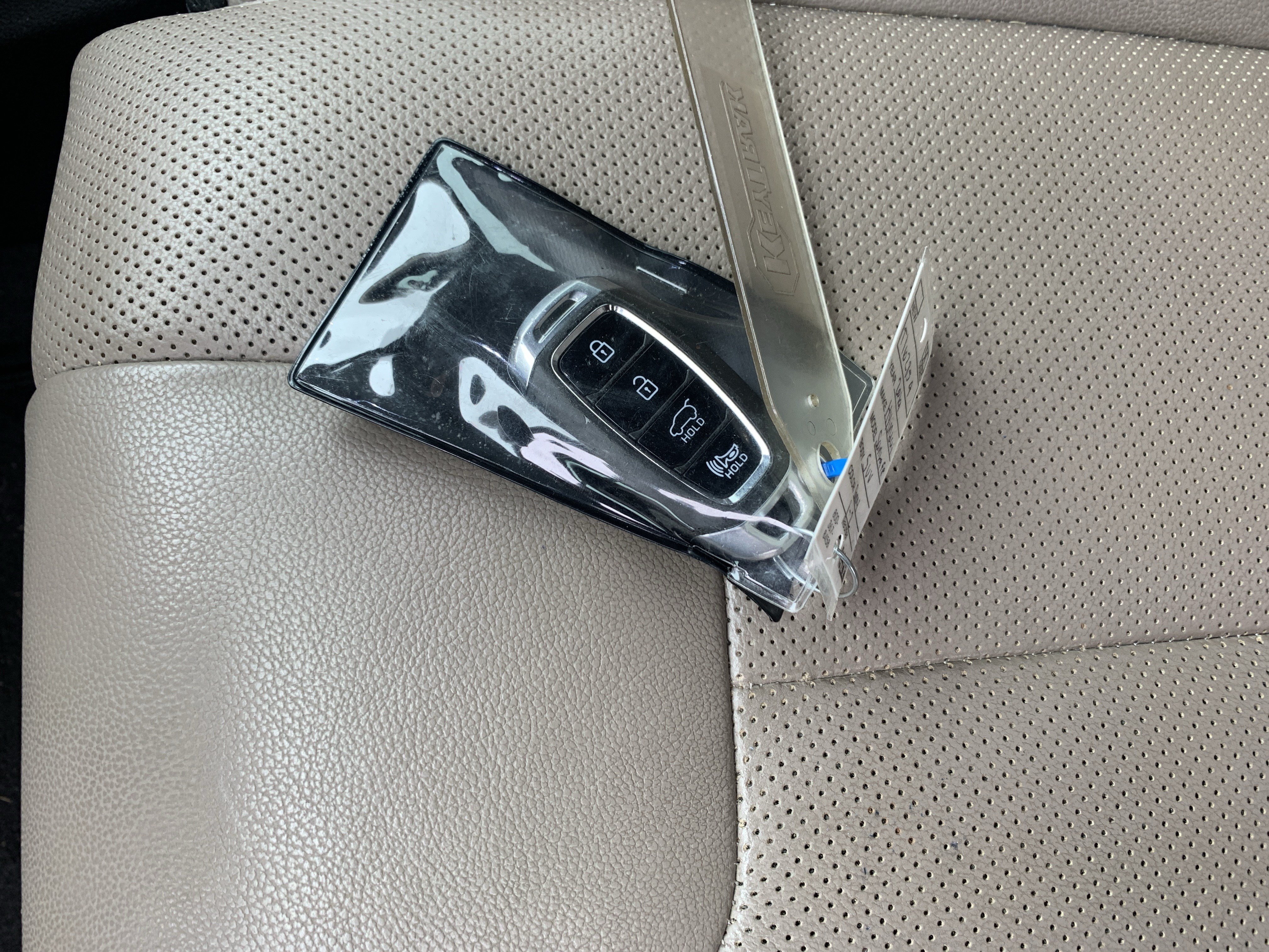 Used 2019 Hyundai Santa Fe FWD image 37