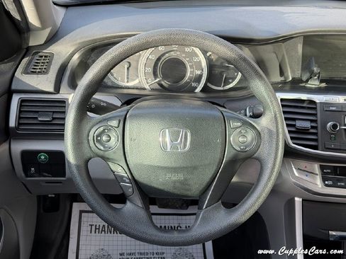 Used 2014 Honda Accord LX image 19