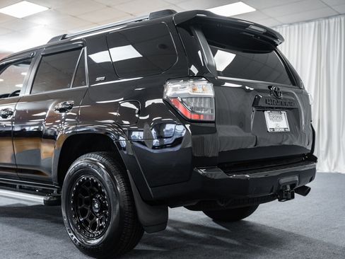 Used 2024 Toyota 4Runner SR5 Premium w/ Moonroof Package AWD/4WD image 6