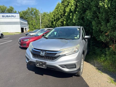 Used 2016 Honda CR-V LX image 2