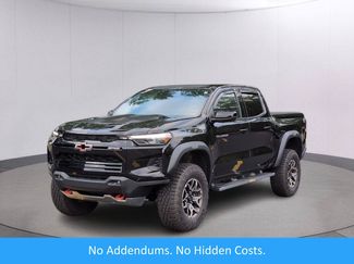 Used 2024 Chevrolet Colorado ZR2 w/ Technology Package AWD/4WD video 1