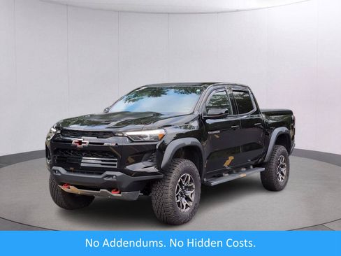 Used 2024 Chevrolet Colorado ZR2 w/ Technology Package AWD/4WD image 1