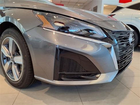 New 2025 Nissan Altima 2.5 S image 8