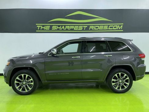 Used 2017 Jeep Grand Cherokee Overland image 6