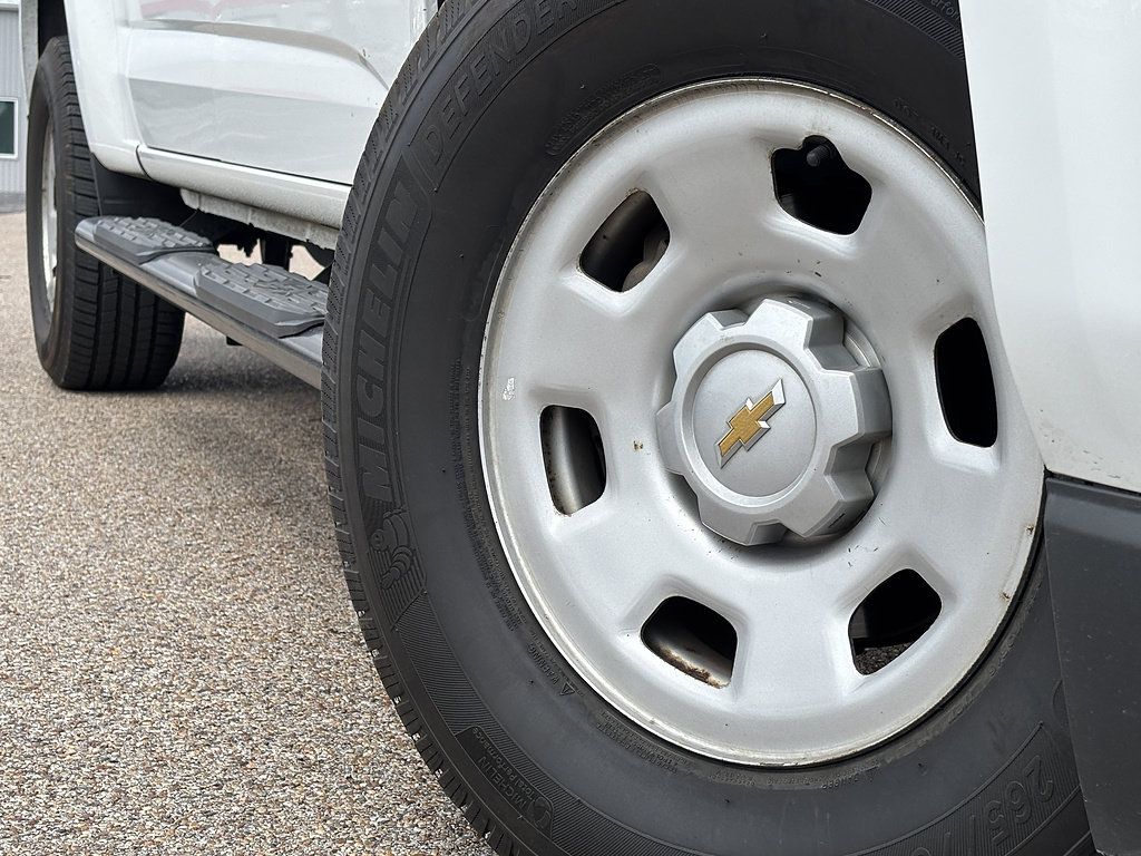 Used 2019 Chevrolet Colorado W/T w/ WT Convenience Package RWD image 2