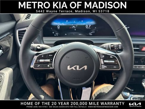 Used 2025 Kia Seltos EX w/ EX Sunroof Package AWD/4WD image 18