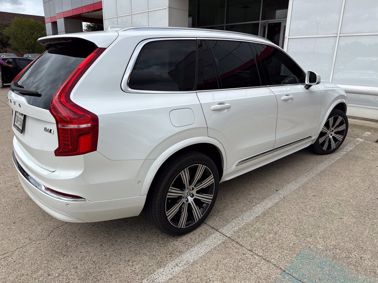 Used 2023 Volvo XC90 B6 Ultimate AWD/4WD image 6