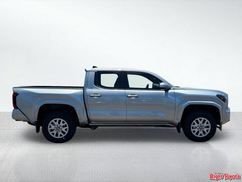 New 2026 Toyota Tacoma SR5 AWD/4WD image 7