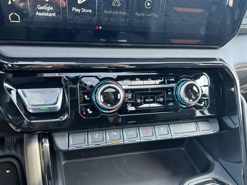 New 2026 GMC Sierra 2500 AT4 AWD/4WD image 27