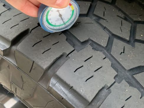 Used 2016 Ford F250 Lariat w/ Snow Plow Prep Package image 14