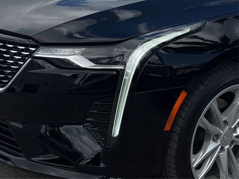 Used 2024 Cadillac CT4 Luxury image 14