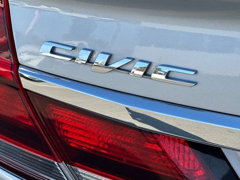 Used 2013 Honda Civic Natural Gas image 21