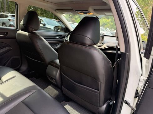 Used 2019 Nissan Altima 2.5 SR w/ SR Premium Package FWD image 27