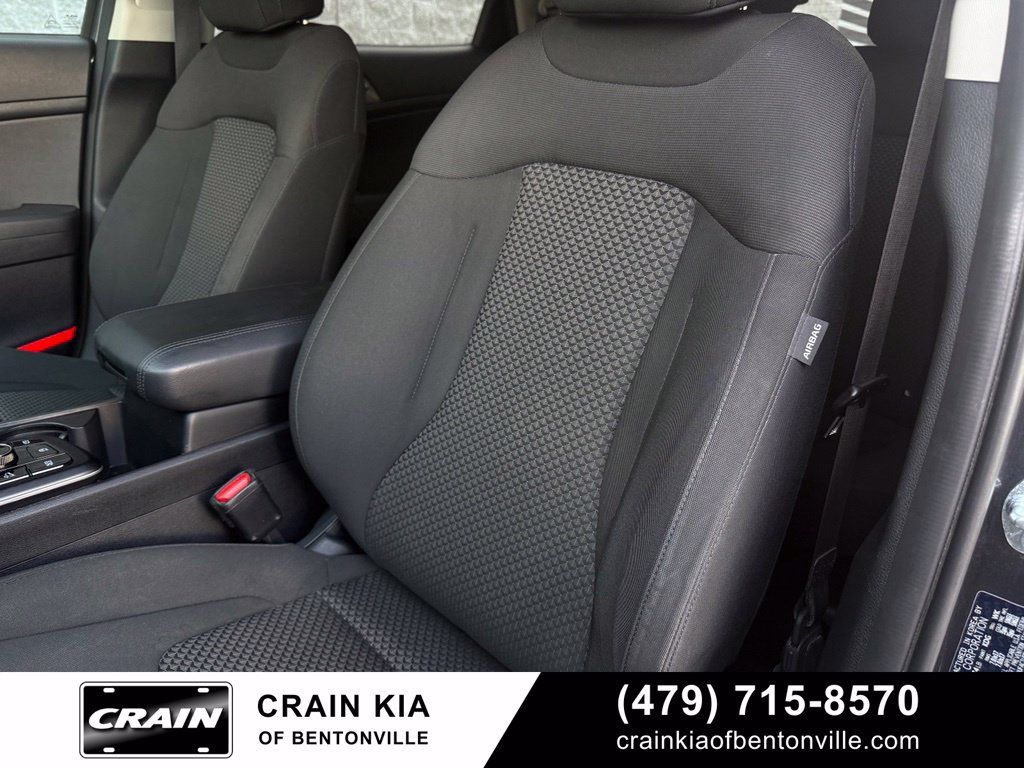 Certified 2024 Kia Sportage LX FWD image 23