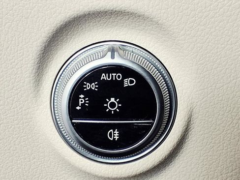 Used 2022 Mercedes-Benz C 300 4MATIC Sedan image 18