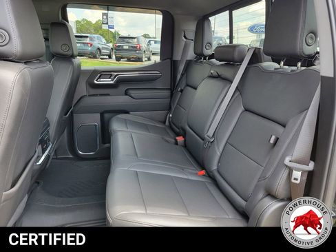 Used 2024 Chevrolet Silverado 1500 LTZ AWD/4WD image 16