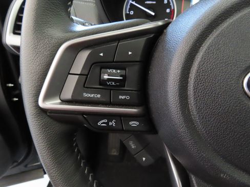 Used 2023 Subaru Forester Limited image 15