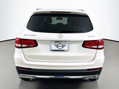 Used 2017 Mercedes-Benz GLC 300 4MATIC w/ Premium 1 Package image 6