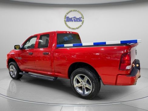 Used 2018 RAM 1500 Express w/ Express Value Package AWD/4WD image 2