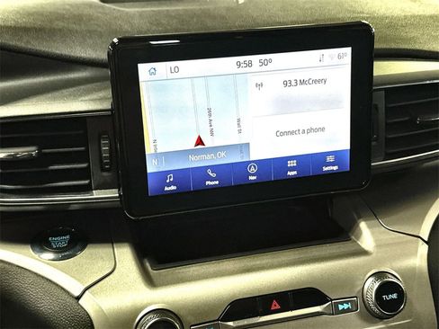 Used 2022 Ford Explorer XLT w/ Equipment Group 202A image 19