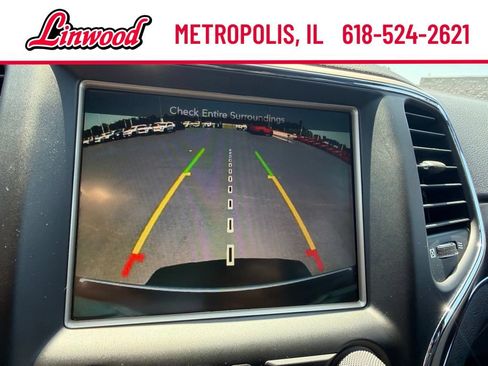 Used 2015 Jeep Grand Cherokee Limited AWD/4WD image 31