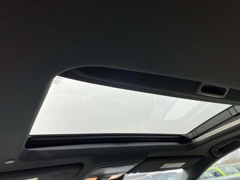 Used 2022 Honda Accord Sport image 9