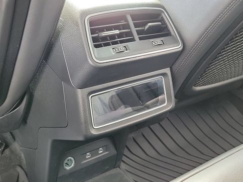 Certified 2024 Audi Q8 e-tron Premium Plus AWD/4WD image 19