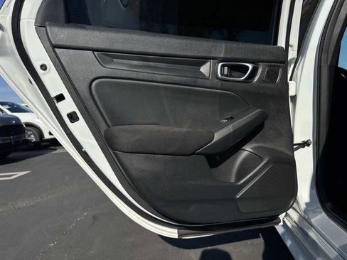 Certified 2025 Honda Civic Sport image 24