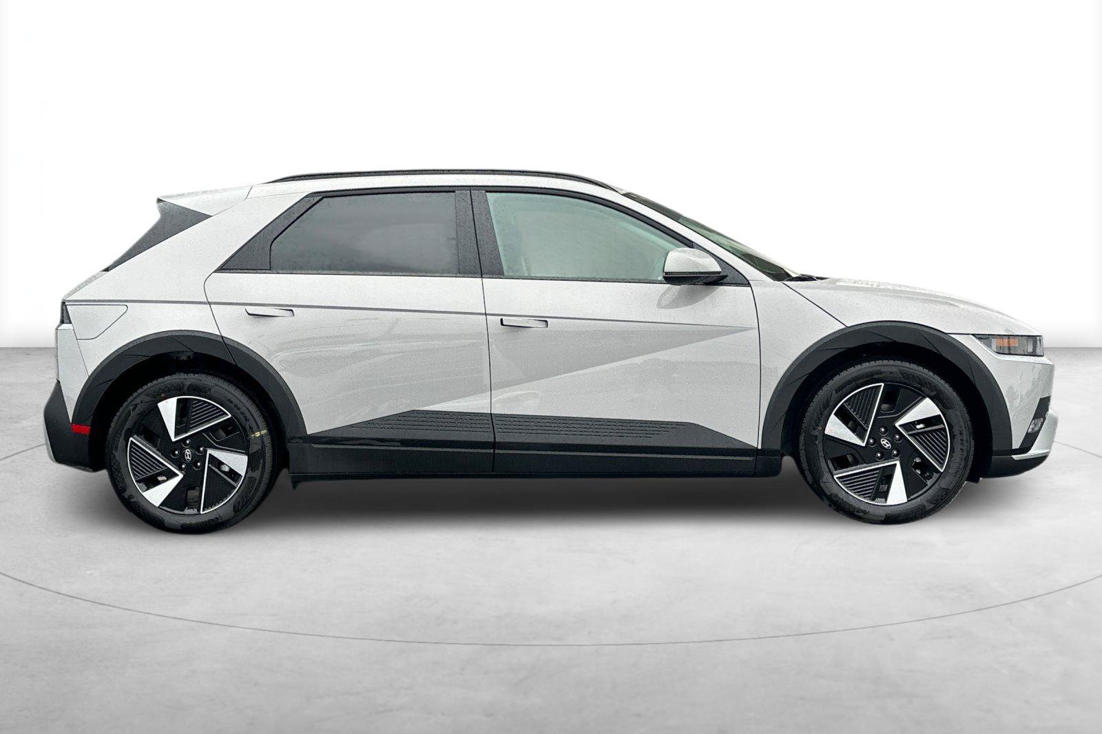 New 2027 Hyundai Ioniq 5 SEL RWD image 6